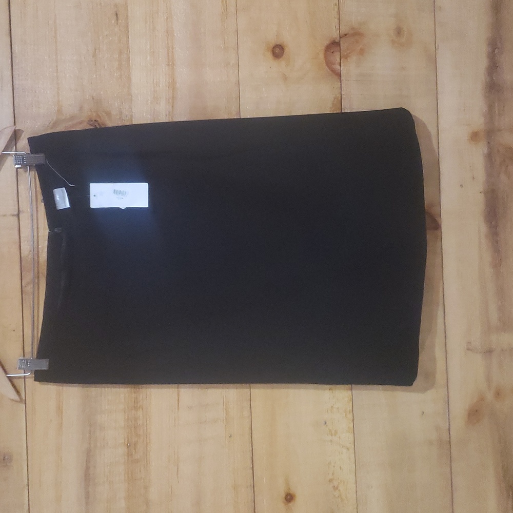 NWT Emma James skirt